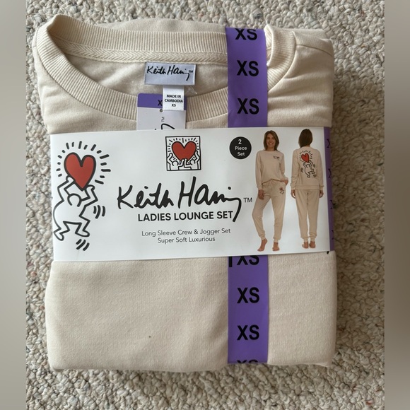 Keith Haring Women's Lounge Set - Picture 4 of 5
